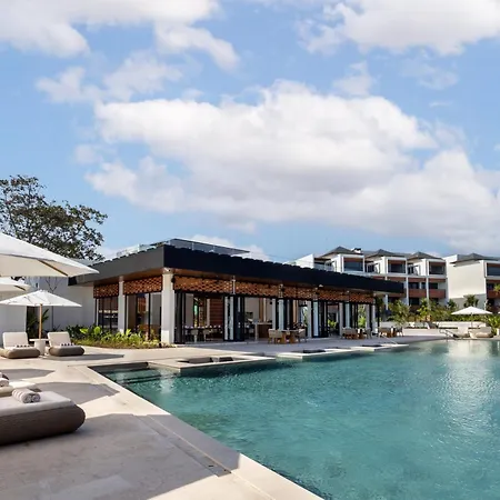 Sumitra Luxury Villas & Resort By Pramana