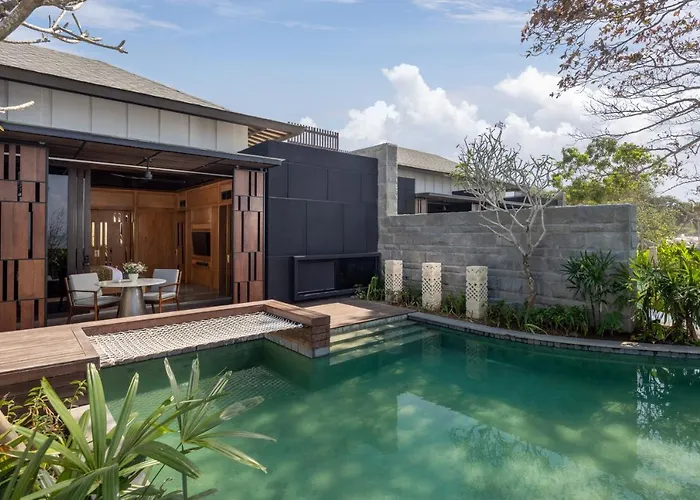 Sumitra Luxury & By Pramana サヌール