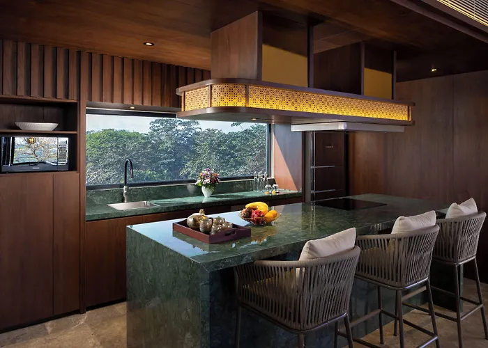 Sumitra Luxury & By Pramana 5* Sanur